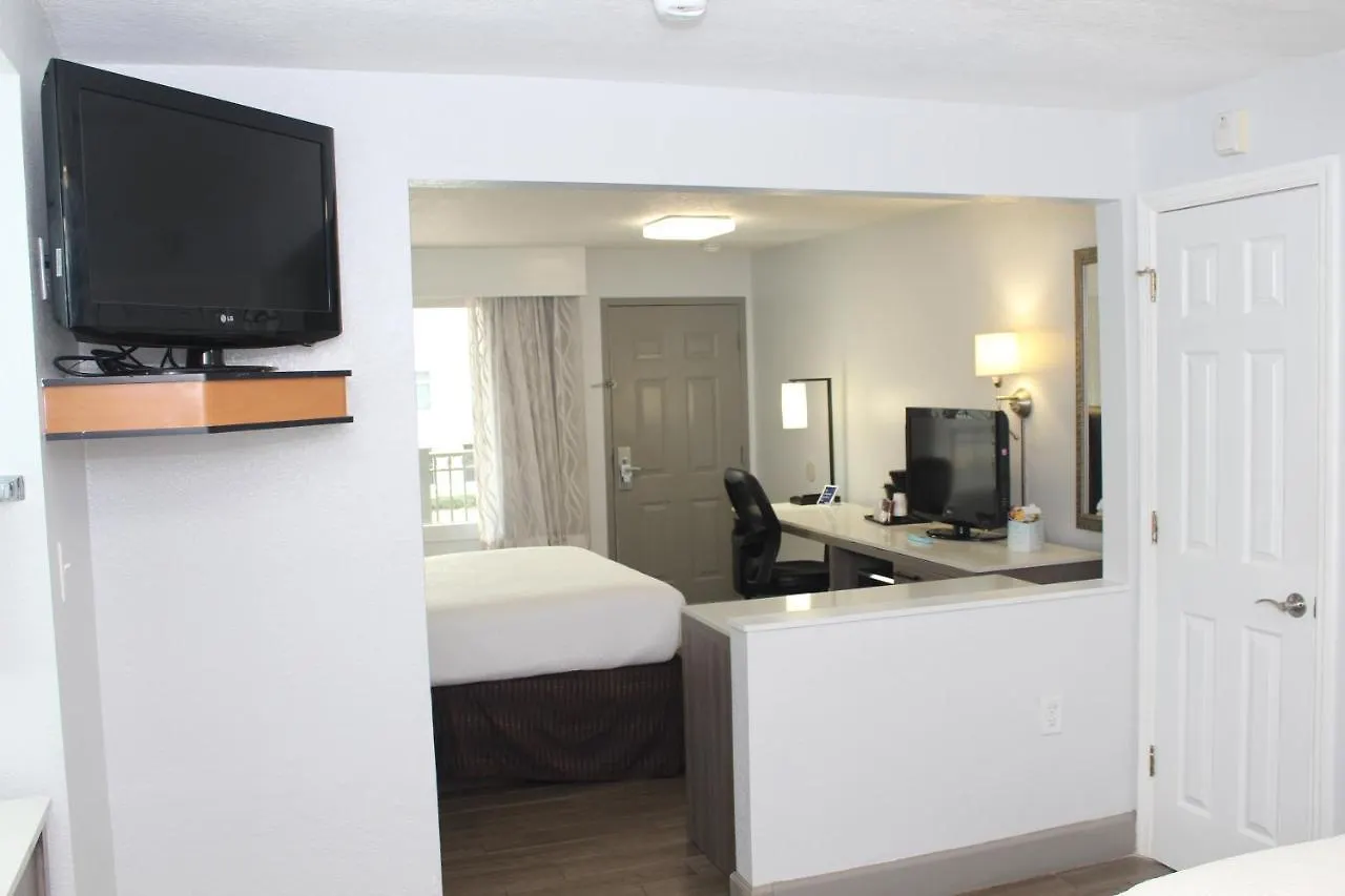 La Quinta By Wyndham Oceanfront Daytona Beach 3*,